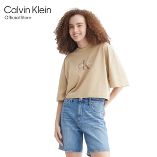 CALVIN KLEIN เสื้อยืดผู้หญิง ทรง Regular  รุ่น J220891 PF2 - สีเบจ