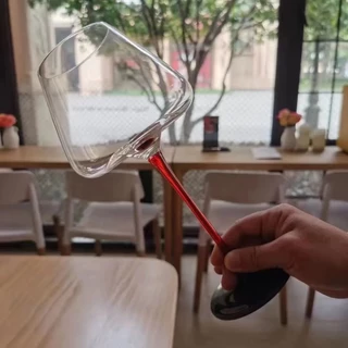 【พร้อมส่งในไทย】แก้วไวน์แดงเท้าสูงทรงดอกกุหลาบทรงสูง (ก้านแดง/ไม่แตก) red wine glass ความจุใหญ่ 700ml