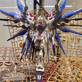 ✎⊙โมเดลกันดั้มประกอบ HG Strike Freedom Fighter Flying Wing Unicorn Red Heresy Mecha Hand-made Ornament Toy MG