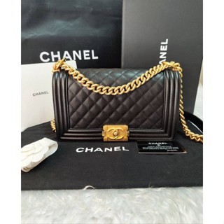 Used like new Chanel boy 10" carvier holo27 อะไหล่ทองวินเทจสวยมากก สภาพสวยมาก