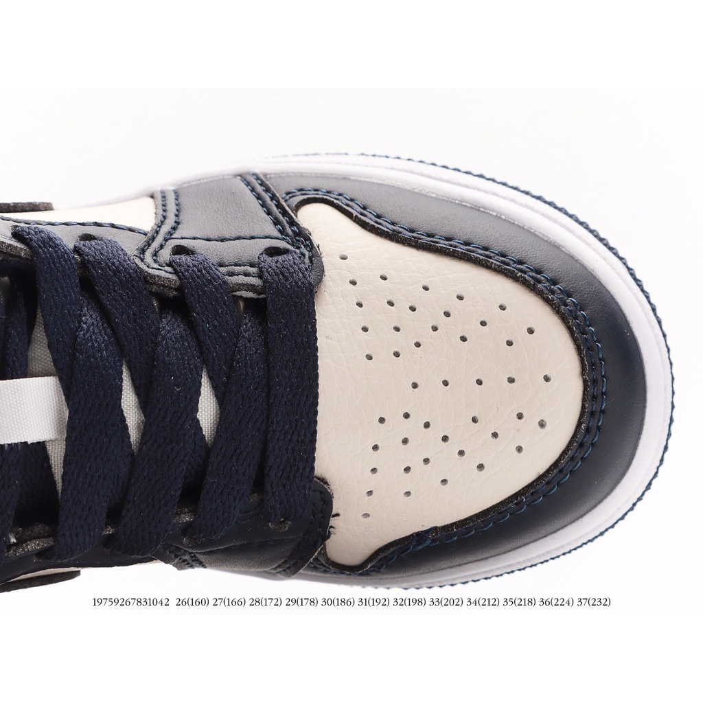 ∋☽Nike Air Jordan 1 Mid SE Sanddrift AJ1 basketball shoes casual sneakers for boys and girlsรองเท้าผ้าใบ nike แท้100% ผู