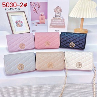 กระเป๋าสะพายข้างทรงคลัช PNK 5030-2 สายโซ่