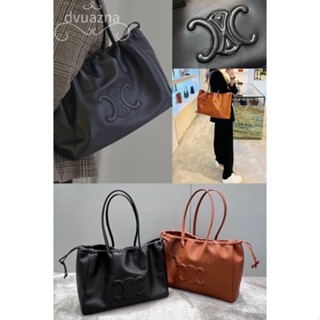 100% ของแท้ CELINE 23 ฤดูใบไม้ผลิฤดูร้อนใหม่ Drawstring ปิดความจุขนาดใหญ่พกพากระเป๋าสะพาย