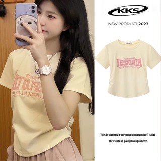 KKS⭐️พร้อมส่ง⭐️ เสื้อยืด คอกลม แขนสั้น y2k สีครีม สไตล์เกาหลี สําหรับผู้หญิง นุ่มมาก ใส่สบาย #68442