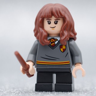 LEGO Hermione Gryffindor Crest Harry Potter