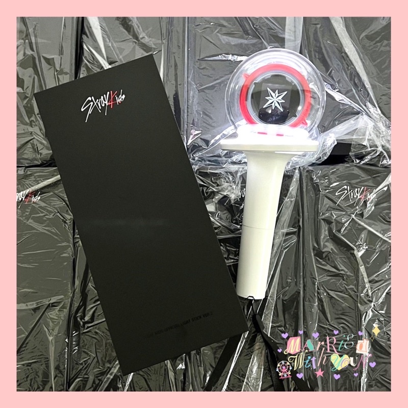 พร้อมส่ง ♡ แท่งไฟ Stray Kids OFFICIAL LIGHT STICK ver. 2 นาชิมบง
