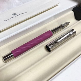 【Direct from Japan】 New Products Graf Von Faber Castel Fountain Pen Guilocher Electric Pink EF