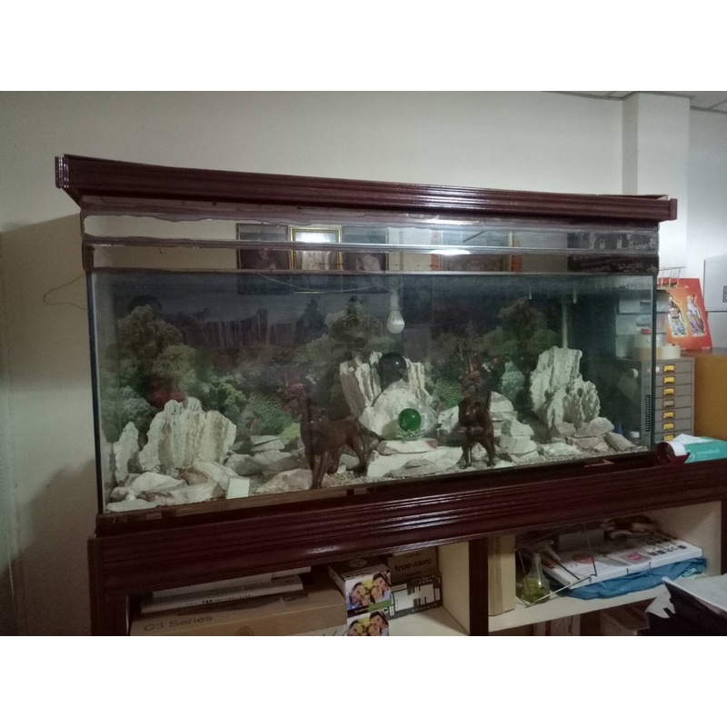 ขายตู้ปลา72นิ้วพร้อมขาตั้งไม้ขายถูกพร้อมส่ง