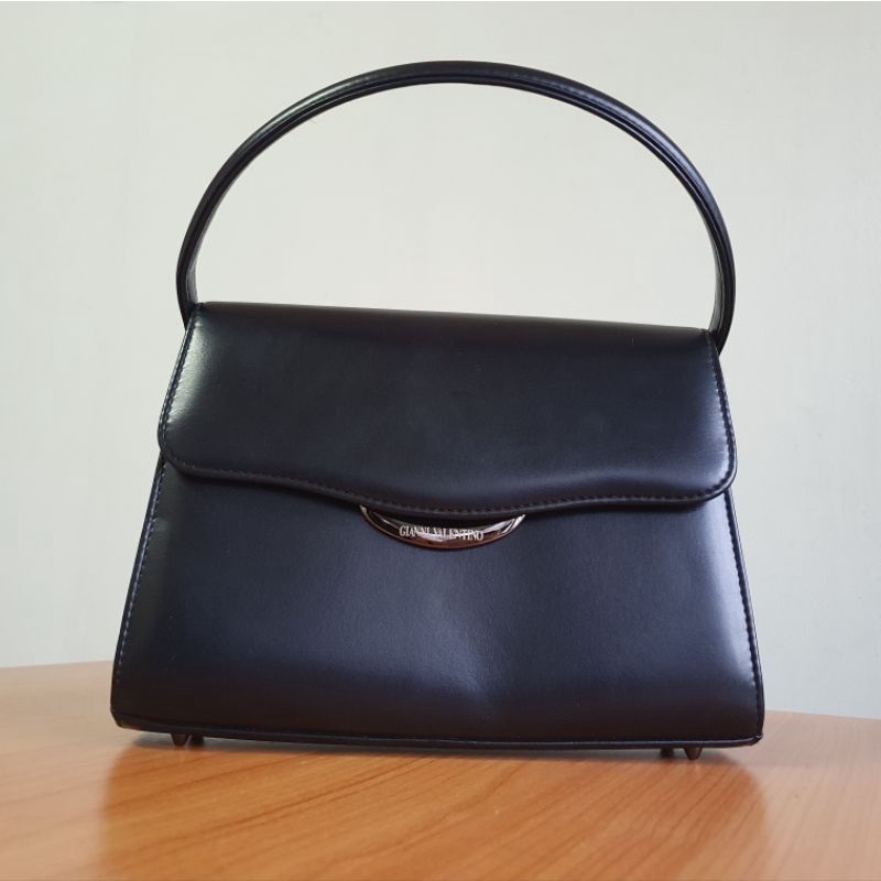 Gianni Valentino กระเป๋า
