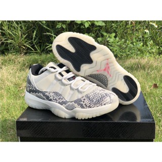 สีใหม2019 Air Jordan 11 Low SE Snakeskin Light Bone ใหม่ Sale