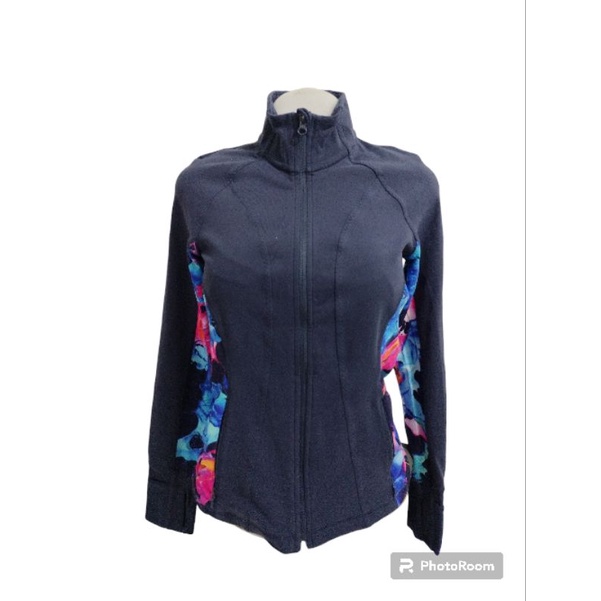 เสื้อคลุมกีฬาแบรนด์ ATHLETA Size S (Women's) มือ2