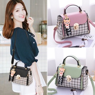 จี้ใหม่พรีเมี่ยมนักเรียนเกาหลีกระเป๋าสะพายสแควร์กระเป๋า Crossbody