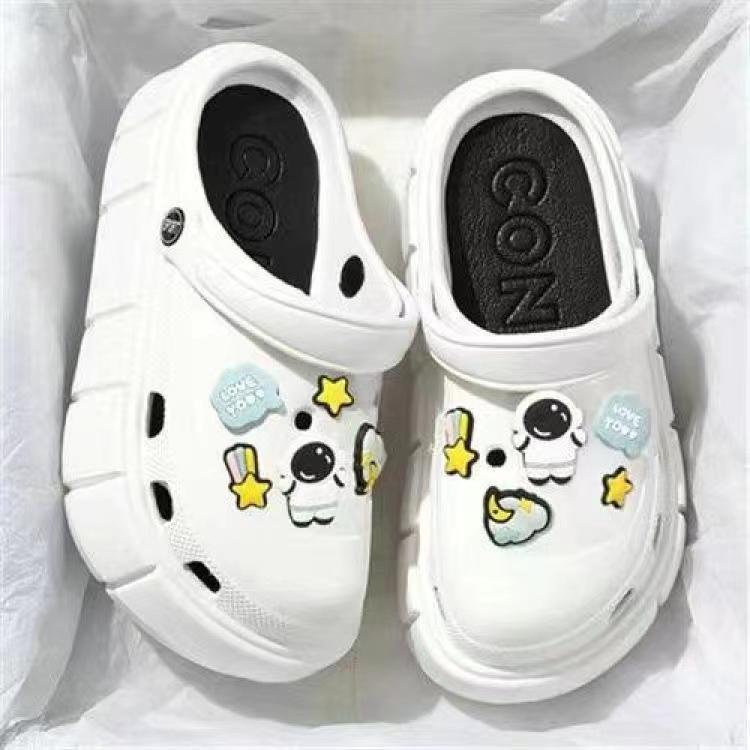 ✱ พร้อมจัดส่งในประเทศไทย รองเท้าแตะผู้หญิง พื้นรองเท้าหนา 3cm. ไซส์ 36-41 รุ่นใหม่ 2023