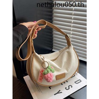 Berry Have Trouble Original Niche Dumpling Bag กระเป๋าสะพายไหล่ ทรงเมสเซนเจอร์ ระดับไฮเอนด์ แฟชั่นสําหรับสตรี 2023