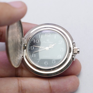 นาฬิกา Vintage มือสองญี่ปุ่น Pocket Watch นาฬิกาพกMARY MAISONระบบQUARTZทรงกลม กรอบเงิน หน้าดำ หน้าปัด 43มม