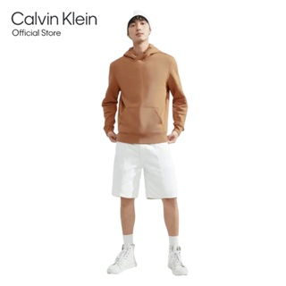 CALVIN KLEIN สเวตเชิ้ตผู้ชาย ทรง Relaxed  รุ่น ZM02448 GV7 - สีน้ำตาล