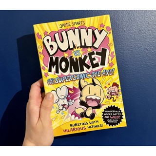 NEW! หนังสืออังกฤษ Bunny vs Monkey and the Supersonic Aye-aye (Bunny vs Monkey) [Paperback]