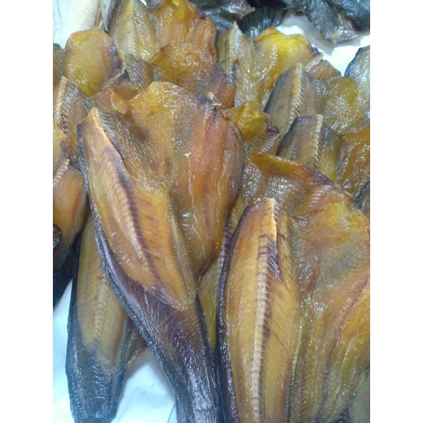 ปลาดุกผ่า   แดดเดียว รสชาติอร่อย ไม่เค็มมาก ปลอดภัยไม่ใส่ยา