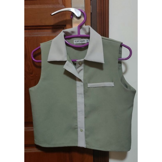 Hana Milin แขนกุด ครอป