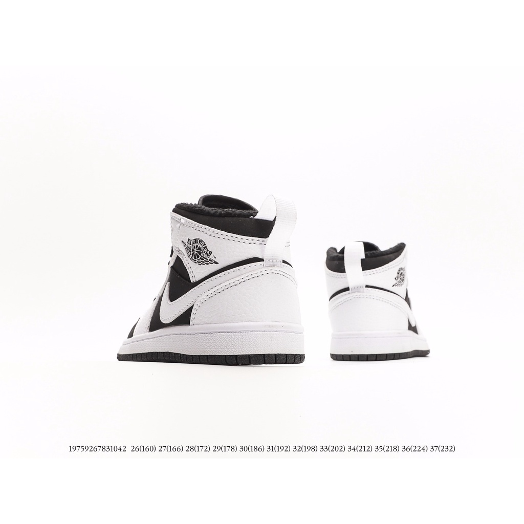 ✠◐▼✈▨Nike Air Jordan 1 Mid SE Sanddrift AJ1 basketball shoes casual sneakers for boys and girlsรองเท้าผ้าใบ nike แท้100%