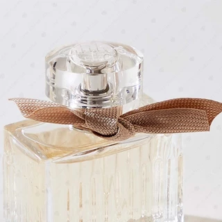 Chloe Eau De Parfum 20ml โคลเอ้ น้ำหอมโบว์ครีม กลิ่นฟลอรัลหอมหวาน ราวกับอยู่ท่ามกลางสวนดอกไม้ที่กำลังบานสะพรั่ง