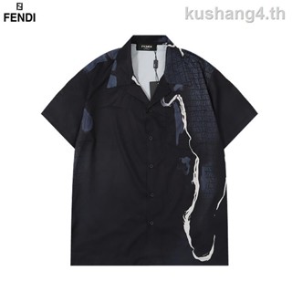 [พร้อมส่ง] Fendi เสื้อเชิ้ต แขนสั้น คอปกพับ พลัสไซซ์ สไตล์วินเทจ ฮาวาย ฤดูร้อน สําหรับผู้ชาย ผู้หญิง 2023