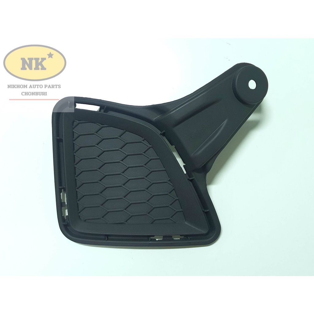 ฝาปิดไฟตัดหมอก โตโยต้า คอมมูเตอร์ 10'-13' / ฝาปิดไฟสปอร์ตไลท์ Toyota Commuter 10'-13' (ราคาต่อข้าง)