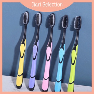 Jiari Selection  [✨สินค้าใหม่✨]แปรงสีฟันผู้ใหญ่ แปรงชาโคล แปรงสีฟัน รุ่นพรีเมี่ยมชาร์โคล แปรงสีฟัน ผู้ใหญ่ นุ่มมาก เส้นใย ทำความสะอาดลึกนุ่มนวลขนนุ่ม(สีจัดส่งแบบสุ่ม)
