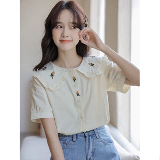 พร้อมส่ง✨เสื้อเชิ้ตแขนสั้นคอตุ๊กตาแฟชั่นเกาหลีปักลาย New retro preppy top