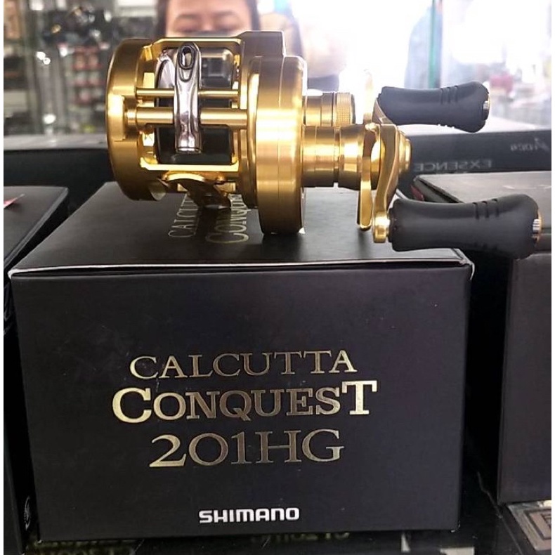 รอกเบท Calcutta Conquest 201HG 💋 สีทอง หมุนซ้าย ⚡️ ราคา 16,500 บาท