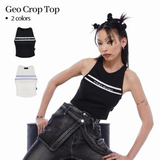 Merge Official - Geo Crop Top (พร้อมส่ง)