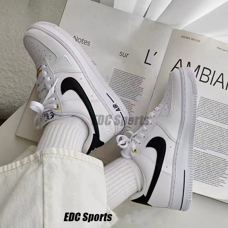 ⊕▬รองเท้าผ้าใบ nike♈ของแท้ 100% Nike Air Force 1 Low SE 40th Anniversary Top Comfort รองเท้าผ้าใบสีดำสีขาวรองเท้าผ้าใบผู