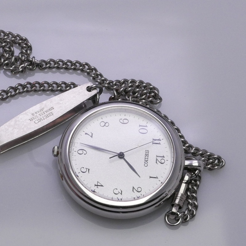นาฬิกา Vintage มือสองญี่ปุ่น Pocket Watch นาฬิกาพก SEIKO 7N01-9A00  พร้อมโซ่ ทรงกลม กรอบเงิน หน้าขาว 38มม