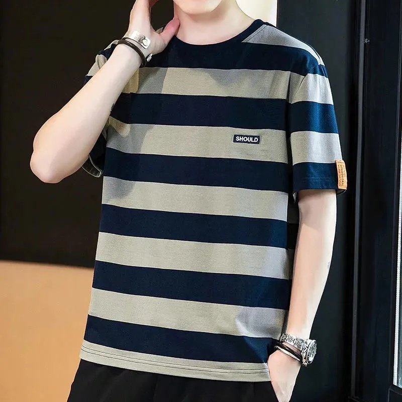 เสื้อยืดผู้ชาย คอกลม แขนสั้น แฟชั่นลายขวาง สีสวย แฟชั่นฤดูร้อน สไตล์เกาหลี