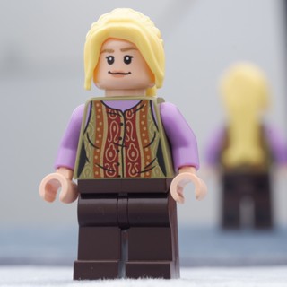 LEGO Movie Phoebe Buffay