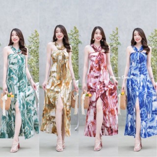 Maxi dress ลายมัดย้อมสายคล้องคอ จับจีบย่นแต่งห่วงไม้ช่วงอก