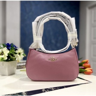 💝😁กระเป๋าสะพาย NEW COACH Teri Shoulder Bag สีชมพูหนังทั้งใบ