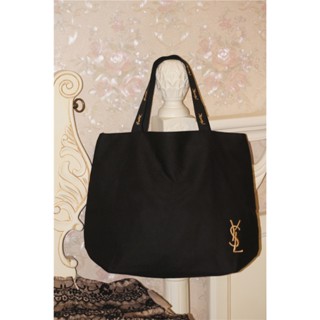 ○▣กระเป๋าผ้า Y Black Tote Bag Embroidered Gold Logo Zip Closure GWP แท้!!