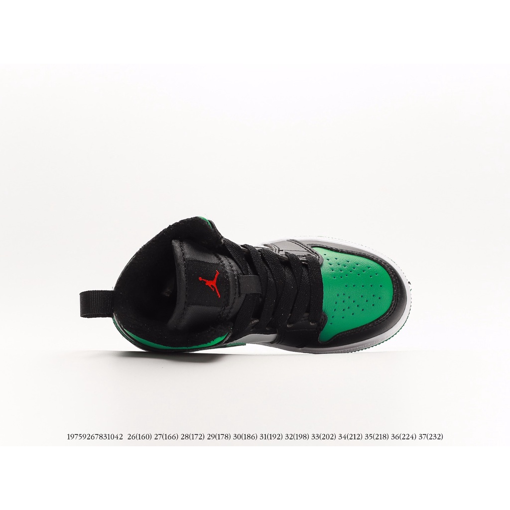 ۞✢Nike Air Jordan 1 Mid SE Sanddrift AJ1 basketball shoes casual sneakers for boys and girlsรองเท้าผ้าใบ nike แท้100% ผู