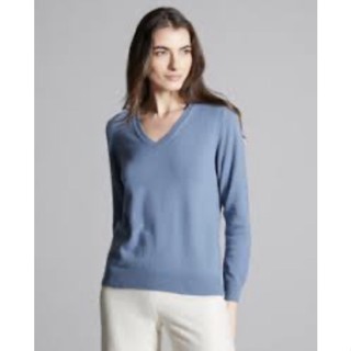 UNIQLO💯❗️มีตำหนิ size L 🦋LIGHT BLUE V-NECK SWEATER