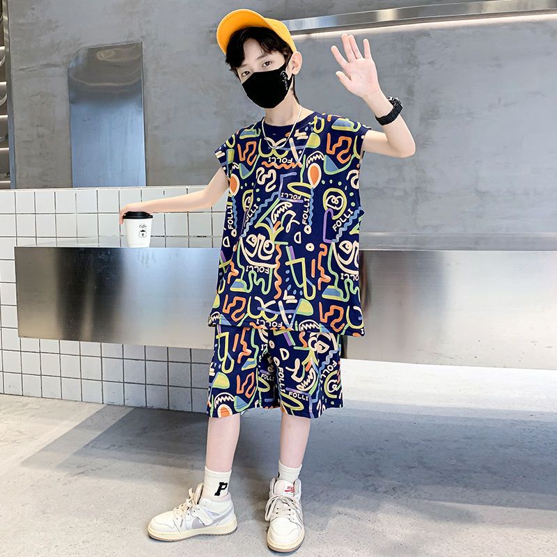 CK เสื้อผ้าเด็กชุดเด็กผู้ชาย ใหม่กลางและใหญ่เด็กสไตล์ตะวันตกสบายๆบุคลิกภาพกราฟฟิตีแขนกุดสองชิ้น