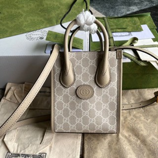 Gucci Mini tote bag with interlocking G(Ori)เทพ📌size 16x20x7 cm.
📌สินค้าจริงตามรูป งานสวยงาม หนังแท้