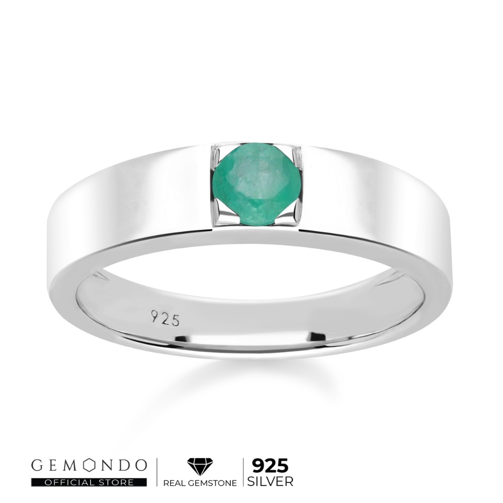 Gemondo แหวนเงินแท้ 925 Sterling Silver ชุบโรเดียม ประดับมรกต (Emerald) ขนาด 4.5 มม. แหวนเม็ดเดี่ยว