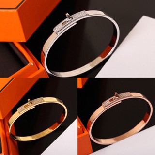 พรี​ ราคา4600 Hermes kelly สร้อยข้อมือ เพชร​bangles