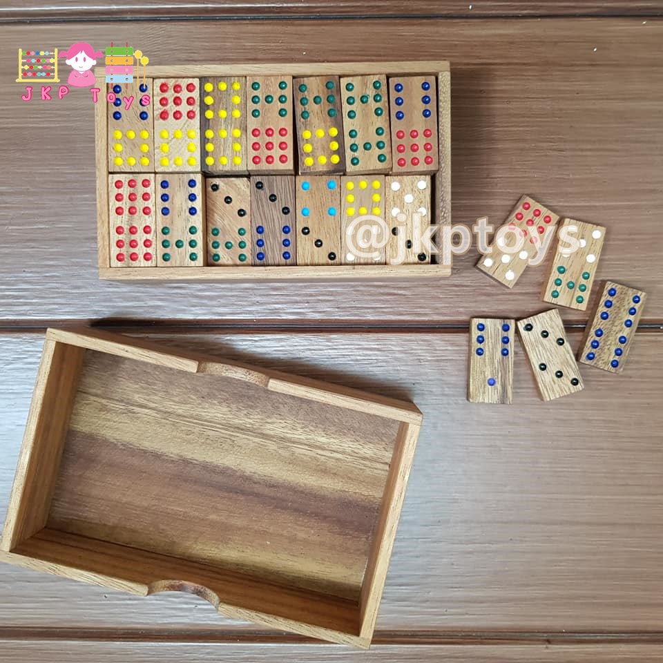 Todds & Kids Toys ของเล่นไม้เสริมพัฒนาการ เกมโดมิโน่ 9 จุด พร้อมกล่องเก็บ