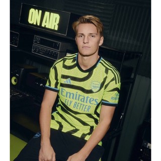 เสื้อแข่งชุดเยือนอาเซน่อล เกรดนักเตะ ADIDAS ARSENAL 2023/2024 AWAY PLAYER JERSEY