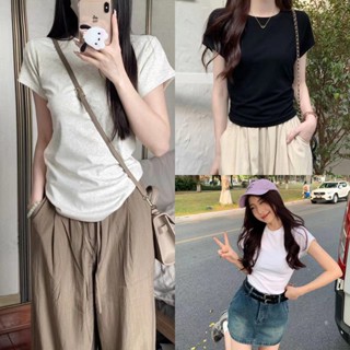 เสื้อยืดสตรีสีขาวคอกลมเข้ารูปสีทึบสไตล์เกาหลีแฟชั่นและความสะดวกสบาย