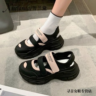 ▦■✠Baotou รองเท้าแตะกีฬาของผู้หญิงสวมชั้นนอกกลวงระบายอากาศด้านล่างหนา Velcro ขนาดเล็กรองเท้าสีขาวเฉพาะแมรี่เจนรองเท้าแตะ