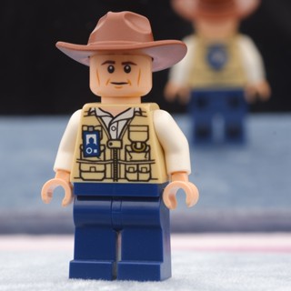 LEGO Jurassic World Vet Fedora