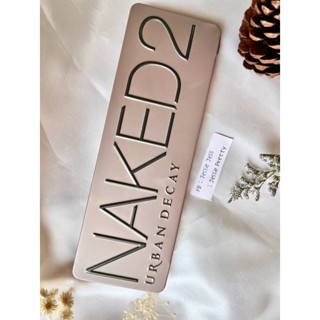 Naked 2 Urban Decay eyeshadow palette used